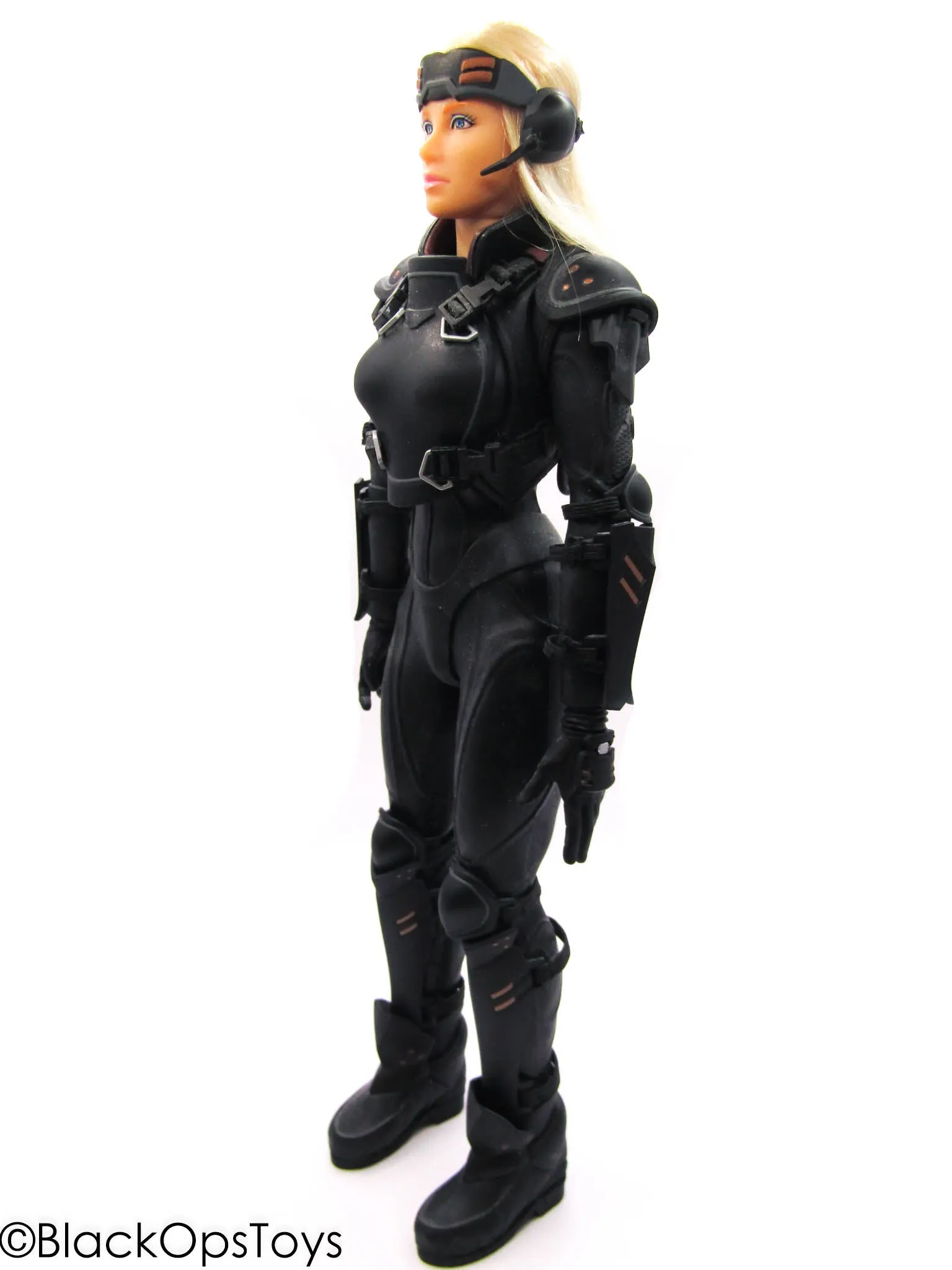 Appleseed - Female Dressed Body Set w/Blonde Head Sculpt