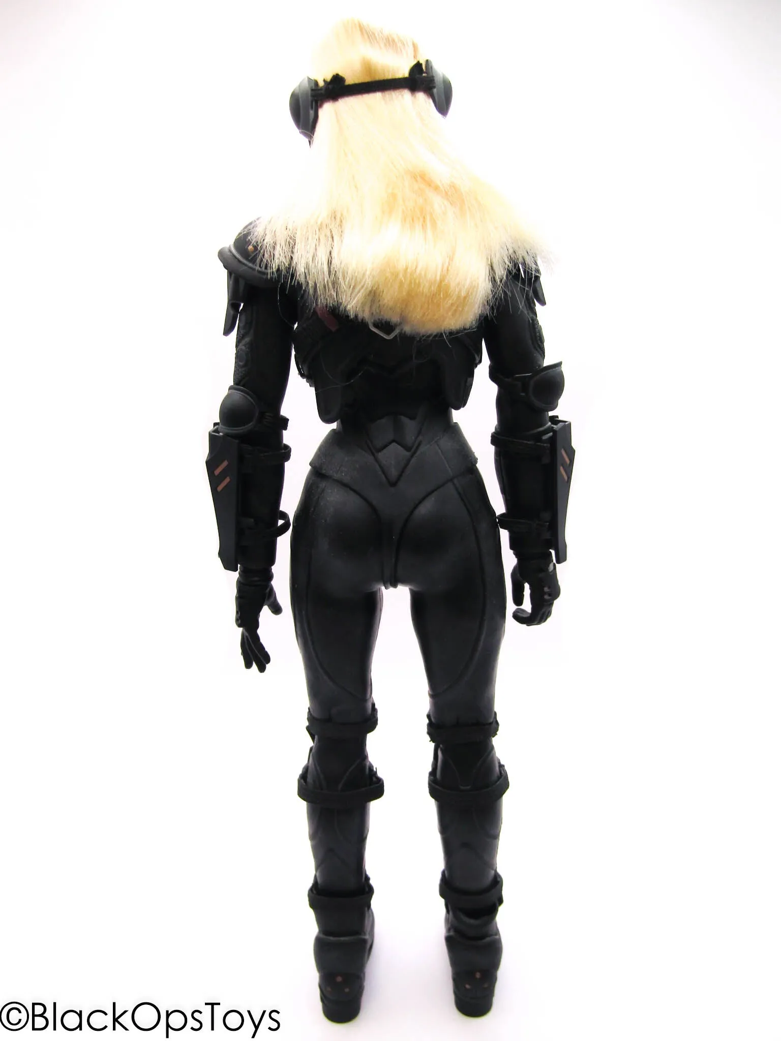 Appleseed - Female Dressed Body Set w/Blonde Head Sculpt